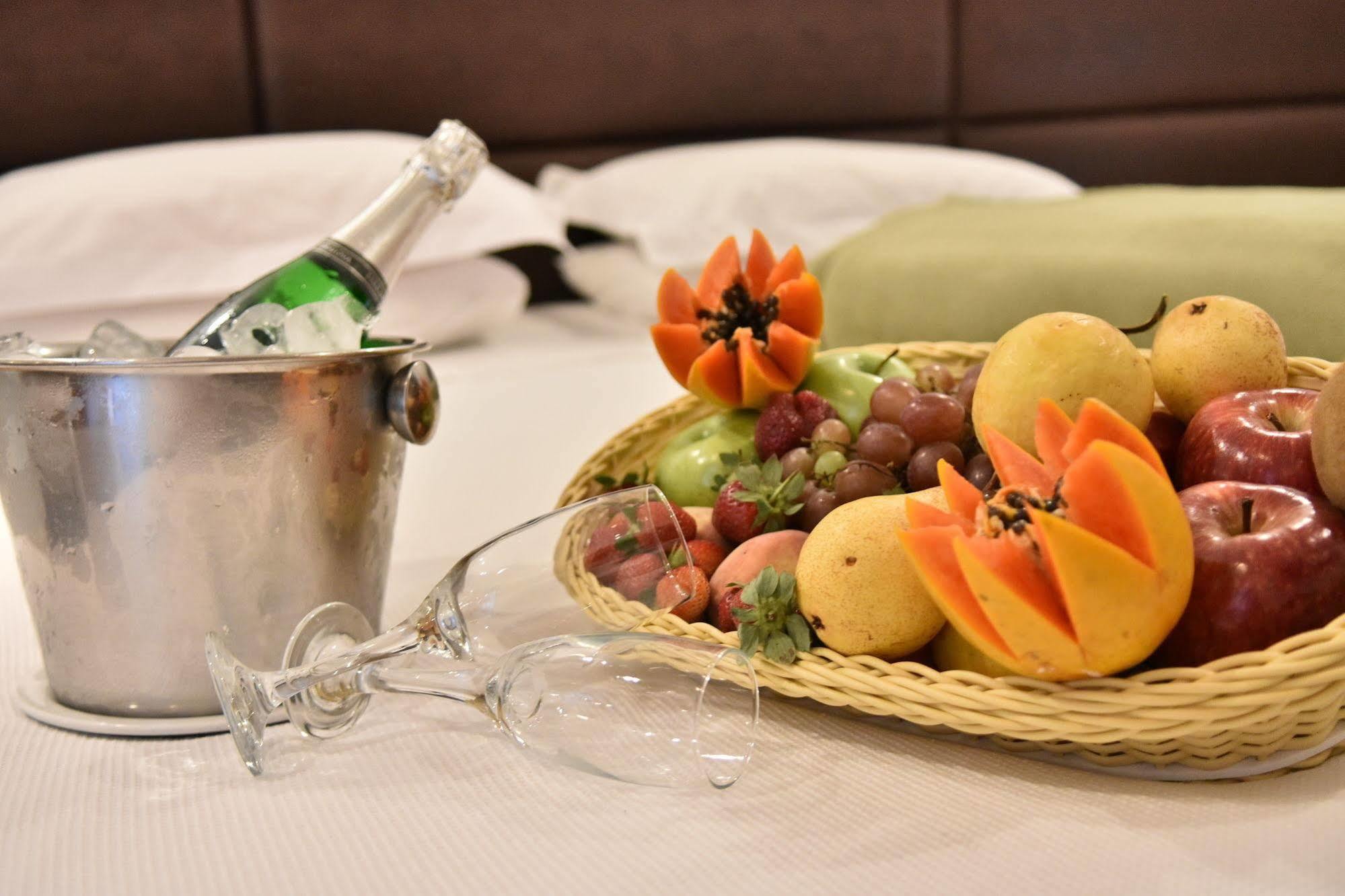 Cordilheira Hotel Серра-Негра Экстерьер фото